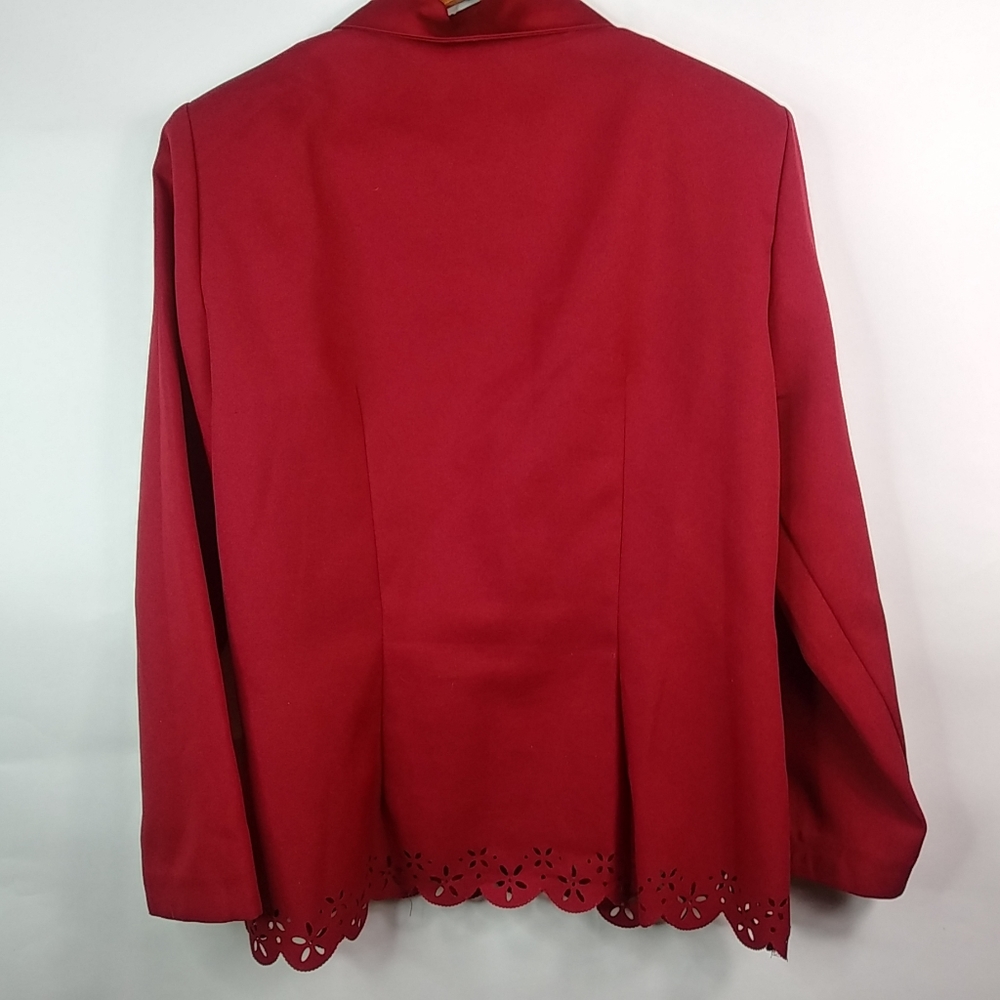 Bahari Group 12 Skirt Suit Apple Red Blazer Jacket & Skirt - Picture 2 of 9